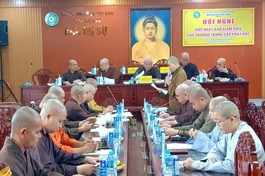 Ban Thư ký Ban Trị sự GHPGVN tỉnh họp tại Văn phòng Ban Trị sự - chùa Phật Ngọc Xá Lợi 