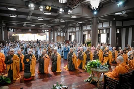 Trưởng lão Hòa thượng Viên Minh quang lâm tu viện Khánh An nhân kỷ niệm 120 năm thành lập 