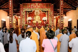 Lễ an vị tôn tượng Đức Phật Thích Ca Mâu Ni tại chánh điện chùa Linh Nguyên