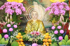 Tôn tượng Đức Thánh Tổ Ni Đại Ái Đạo - Kiều Đàm Di tại chùa Từ Nghiêm