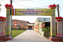 Cổng chào mừng Đại hội đại biểu Phật giáo tỉnh Tây Ninh lần thứ I, nhiệm kỳ 2026-2031