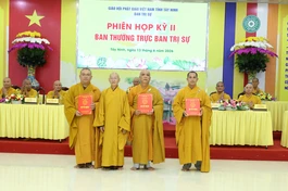 Ban Trị sự Phật giáo tỉnh trao quyết định bổ nhiệm trụ trì 3 tự viện trên địa bàn tỉnh