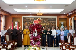Phái đoàn lãnh đạo GHPGVN chúc mừng Ban Tôn giáo Chính phủ 