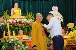 Hòa thượng Thích Thanh Phụng được tặng Huân chương Lao động hạng Ba của Chủ tịch nước