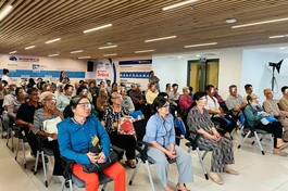 Bệnh nhân nghèo được tài trợ mổ mắt miễn phí