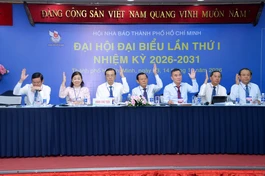 Đoàn Chủ tọa Đại hội - Ảnh: Bảo Toàn/BGN