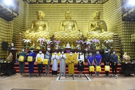 15 tình nguyện viên Phật giáo phục vụ chăm sóc bệnh nhân Covid-19 tại Bệnh viện Chợ Rẫy