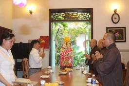 Ban Tôn giáo TP.HCM chúc mừng Phật đản đến Phật giáo quận 12