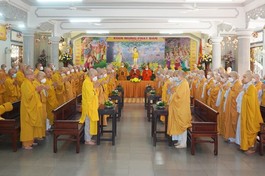 Phật giáo quận Gò Vấp trang nghiêm khai giảng khóa An cư kiết hạ Phật lịch 2566 tại chùa Huỳnh Kim