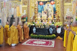 Chư Tăng Phật giáo quận 3 trang nghiêm khóa lễ tác pháp an cư Phật lịch 2566 tại chùa Minh Đạo