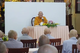 Hòa thượng Thích Minh Thông giảng về giới luật đến chư Ni Phân ban Ni giới TP.HCM tại chùa Từ Nghiêm
