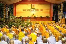 Ban Trị sự GHPGVN tỉnh Vĩnh Long tổ chức Đại giới đàn Thiện Hoa năm 2020 - Ảnh: Hoàng Kim