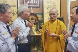 Phân ban Gia đình Phật tử Trung ương thăm chúc mừng Xuân Quý Mão đến Hòa thượng Thích Huệ Trí