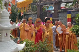 Chư tôn đức giáo phẩm thực hiện khóa lễ an vị tôn tượng Bồ-tát Quán Thế Âm