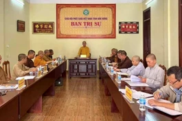 Thượng tọa Thích Quảng Hiền, Trưởng ban Trị sự GHPGVN tỉnh Đắk Nông chủ trì phiên họp