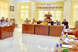 Quang cảnh phiên họp tại chùa Khánh Quang