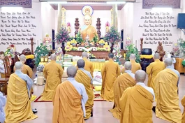 Chư Tăng Ni Ban Trị sự GHPGVN H.Bù Đăng cúng dường trường hạ tỉnh Bình Phước