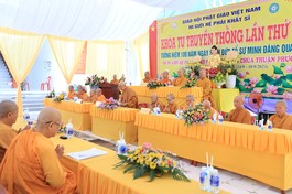 Ni giới hệ phái Khất sĩ khai mạc khóa tu truyền thống Giới - Định - Tuệ 