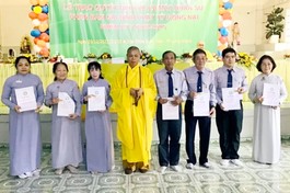 Trao quyết định ra mắt thành phần nhân sự Phân ban Gia đình Phật tử tỉnh Đồng Nai