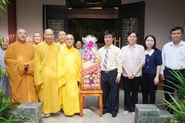 Ban Tôn giáo TP.HCM thăm và chúc mừng năm mới Giáp Thìn đến chư tôn đức Ban Trị sự GHPGVN Q.12