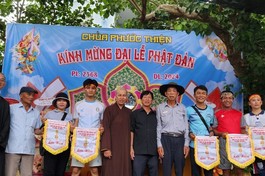 Trao giải Hội thi giáo lý, trò chơi dân gian giao lưu giữa chùa Phước Thiện (xã Bình Hải) và chùa Linh Tiên (xã Bình Đông) 