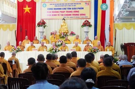 Ban Hoằng pháp, Ban Kinh tế - Tài chính T.Ư thăm, cúng dường trường hạ tại tỉnh Bến Tre