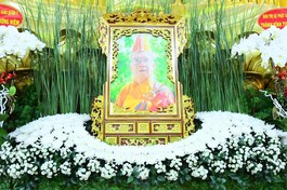 Di ảnh Hòa thượng Thích Thiện Huệ tại chùa Giác Ngộ 