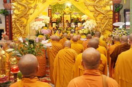 Chư tôn giáo phẩm Q.Gò Vấp thành kính tưởng niệm Giác linh Hòa thượng Thích Bửu Đăng tại chùa Linh Sơn Hải Hội