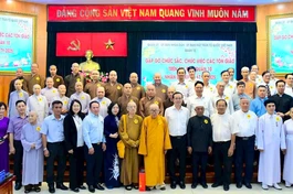 Lãnh đạo quận 10 gặp mặt chức sắc, chức việc các tôn giáo trên địa bàn quận bên thềm Xuân Ất Tỵ - 2025