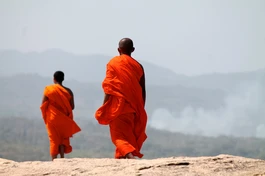 Có thể sinh ra làm người là một việc rất hiếm có và không dễ dàng