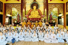 Ban Hướng dẫn Phật tử TP.HCM thăm, sách tấn đến đạo tràng tu học chùa Hưng Phước