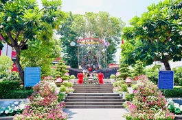 Công viên tượng đài Bồ-tát Thích Quảng Đức (Q.3, TP.HCM)