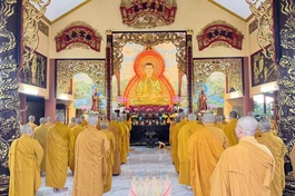 Chư Tăng trường hạ chùa Hưng Phước Bố-tát kỳ 2 trong mùa An cư kiết hạ Phật lịch 2569 - Ảnh: Minh Phúc