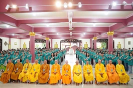 Khóa tu mùa hè tại chùa Quảng Đức có hơn 300 bạn trẻ tham gia tu học 