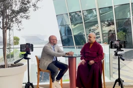 "Hãy dùng hơi thở làm điểm tựa. Mỗi hơi thở là một nơi để trở về, đặc biệt là khi tâm trí lang thang. Bất kỳ kỹ thuật thở chánh niệm nào cũng có thể hiệu quả"