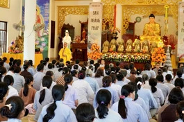 Khóa tu "Con về bên Phật" do Ban Hoằng pháp GHPGVN tỉnh Đắk Lắk tổ chức tại chùa Tuệ Vân