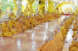 Trang nghiêm khóa lễ Bố-tát tại chùa Kỳ Quang II (P.Gò Vấp, TP.HCM)