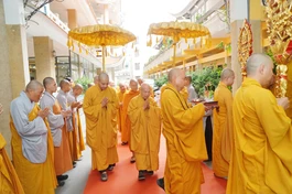 Cung thỉnh chư tôn giáo phẩm quang lâm chứng minh Lễ tác pháp an cư tại chùa Vĩnh Nghiêm