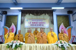 Chư tôn đức chứng minh, tham dự Lễ khai giảng khóa An cư kiết hạ Phật lịch 2570