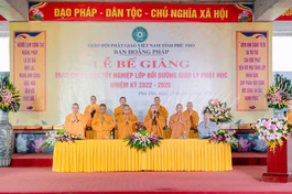 Niệm Phật cầu gia hộ