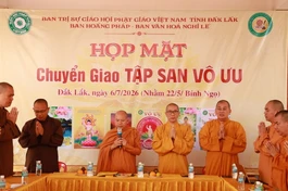 Đắk Lắk: Ban Văn hóa - Nghi lễ Phật giáo tỉnh tiếp nhận tập san Vô Ưu