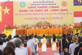 Khóa tu Phật về buôn làng 