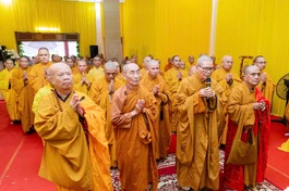 Chư tôn giáo phẩm Chứng minh, Ban Trị sự GHPPGVN tỉnh Đắk Lắk viếng tang Trưởng lão Hòa thượng Thích Đồng Tiến
