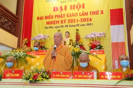 Hòa thượng Thích Thiện Xuân, Trưởng ban Trị sự quận Tân Phú phát biểu khai mạc phiên trù bị - Ảnh: Anh Quốc