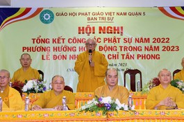 Chư tôn đức chứng minh buổi lễ