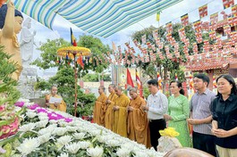 Đại lễ Phật đản của Phật giáo H.Cần Giờ diễn ra tại chùa Phước Hải