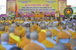 Quang cảnh Lễ tưởng niệm các anh hùng, liệt sĩ tại Khu Di tích lịch sử cấp Quốc gia Ngã Ba Giồng (H.Hóc Môn), ngày 27-8 trang nghiêm và trọng thể - Ảnh: Quảng Đạo/BGN