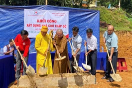 Lễ động thổ xây dựng nhà Chữ thập đỏ tại thôn Trà Xanh, xã Trà Lâm, H.Trà Bồng, Quảng Ngãi