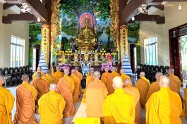 Khóa lễ Bố-tát của chư Tăng H.Bình Chánh tại chùa Pháp Chơn (xã Hưng Long)