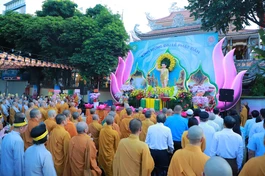 Đại lễ Phật đản Phật lịch 2569 do Ban Trị sự GHPGVN Q.Phú Nhuận tổ chức tại Quan Âm tu viện